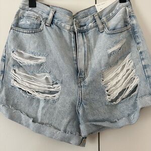 AE mom Jean shorts